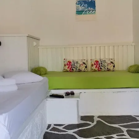 Spasmata Village Only Adults * Miniá